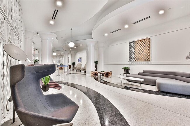 Building Photo - 860 Peachtree St NE