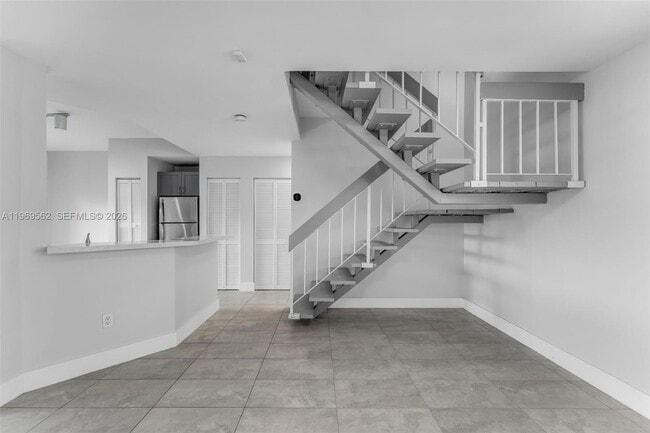 Building Photo - 10450 SW 154th Ct