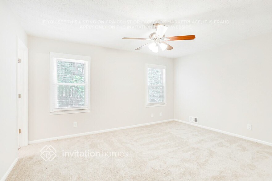 Building Photo - 90 Cook Ln