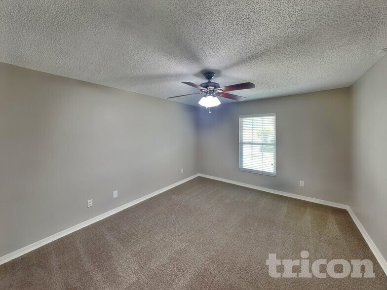 Building Photo - 477 Sundown Trail