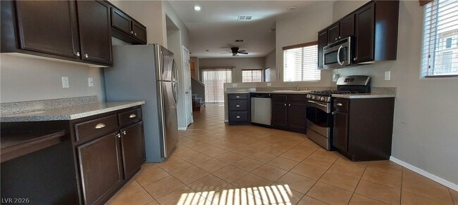 Building Photo - 10613 Golden Aspen Ct