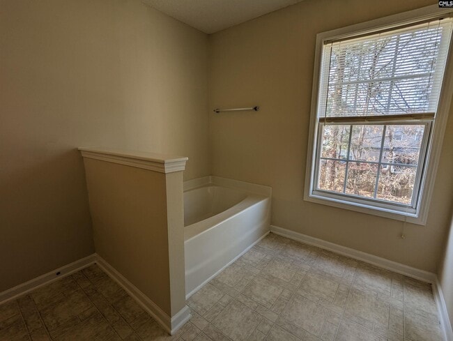 Building Photo - 19 Ironwood Way