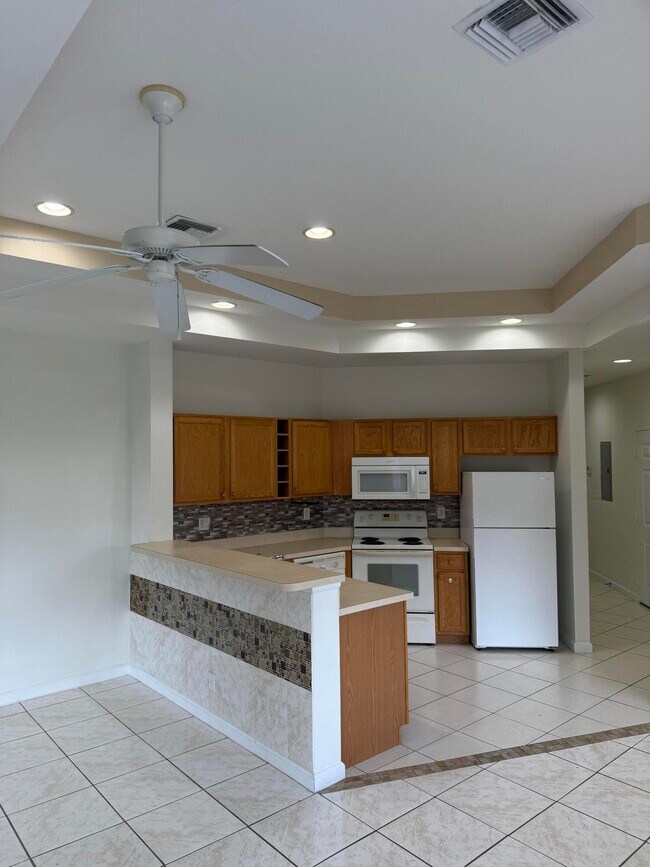 Building Photo - 8037 Carnoustie Pl