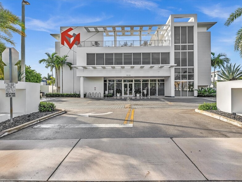 Building Photo - 6410 NW 102nd Path