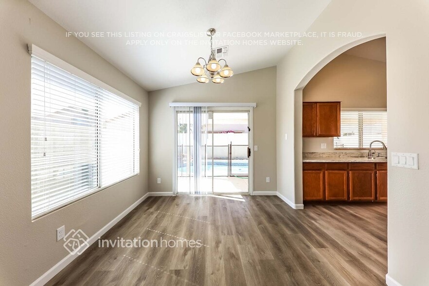 Building Photo - 5029 W Kerry Ln
