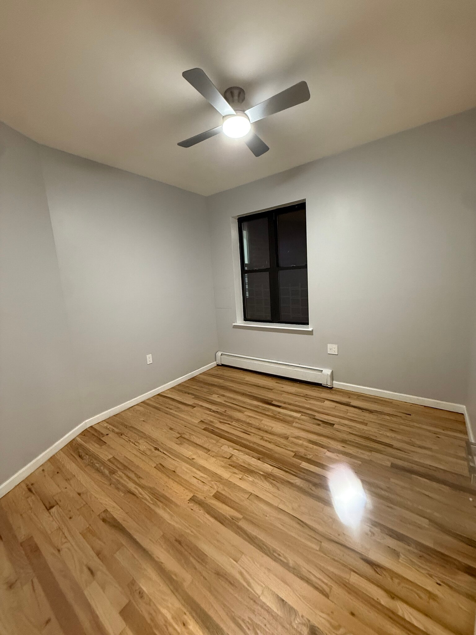 Building Photo - 982 Dumont Ave