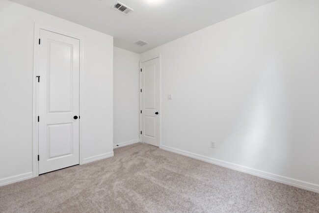 Building Photo - 5019 Field Sparrow Ln