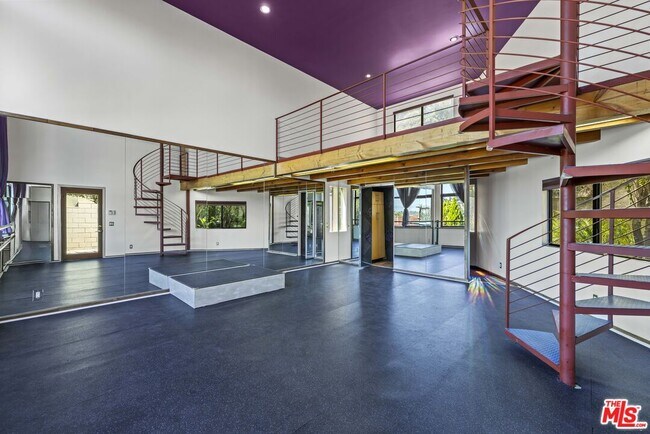 Building Photo - 2222 Bancroft Ave