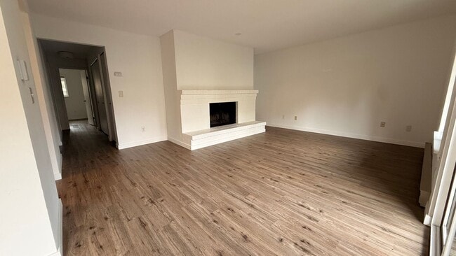 Building Photo - 12904 126th Ct NE