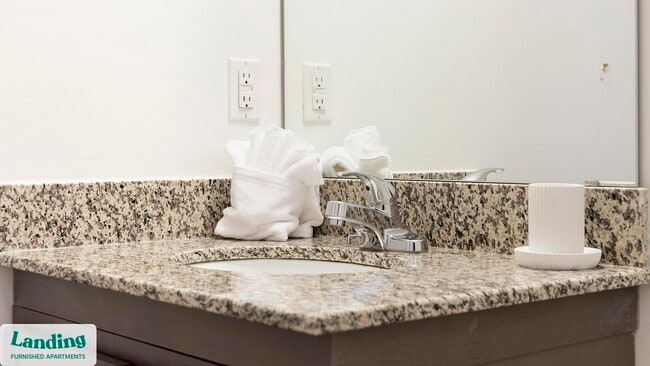 Building Photo - 1903 E Marshall St