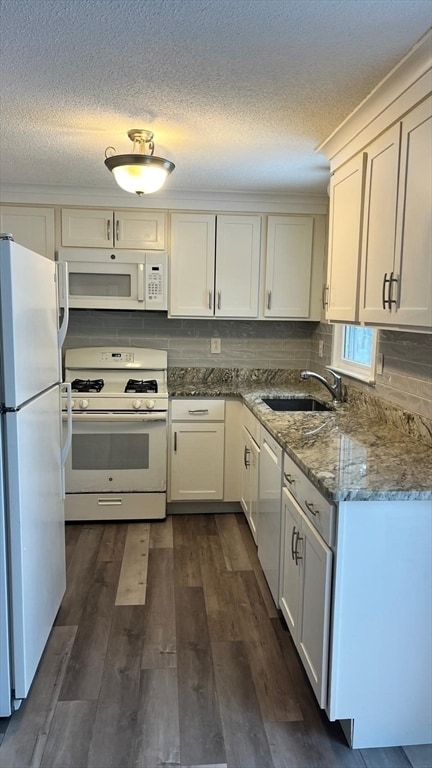 Building Photo - 10 Groton Rd