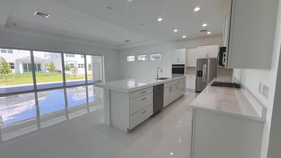Building Photo - 5722 Aleppo Pine Pl
