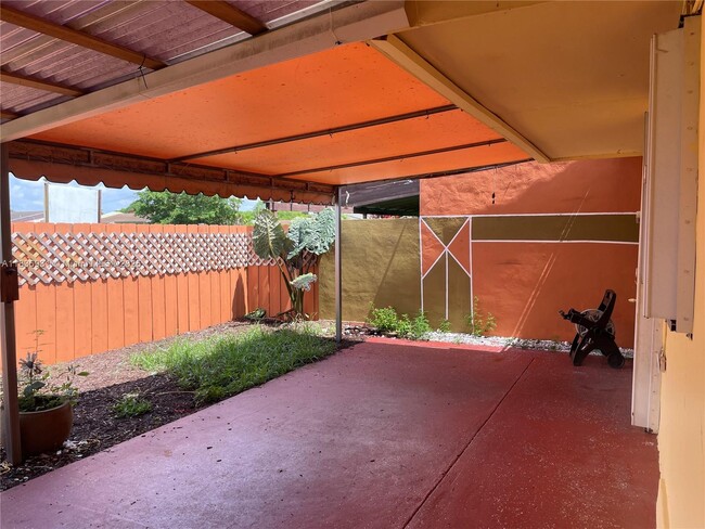 Building Photo - 12979 SW 19th Terrace