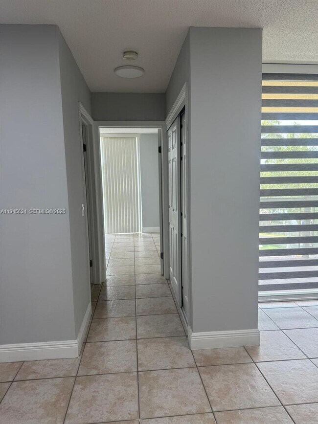 Building Photo - 11780 SW 18th St