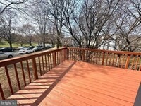 Building Photo - 898 Bayridge Dr