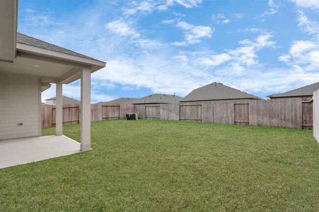 Building Photo - 1218 Scarlet Crk Dr
