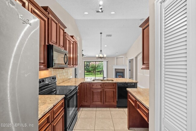 Building Photo - 11433 Glenn Mottin Way N