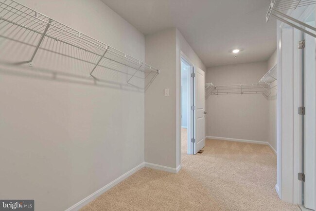 Building Photo - 5713 Haller Pl