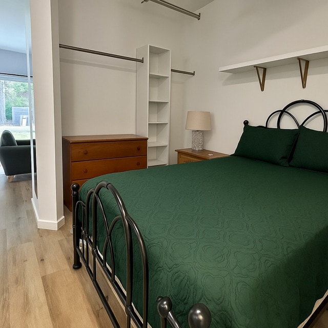 Building Photo - 334 NE 48th St