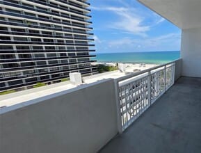 Building Photo - 5825 Collins Ave