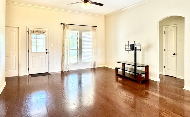 Building Photo - Move-In Ready 3 Bed, 2 Bath Home in Prairi...