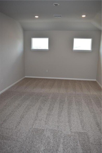 Building Photo - 145 Arrowhead Vine St