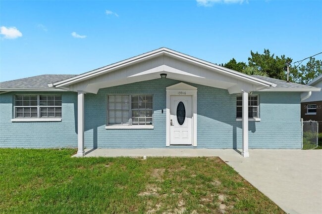 Primary Photo - 13916 Sommers Ave