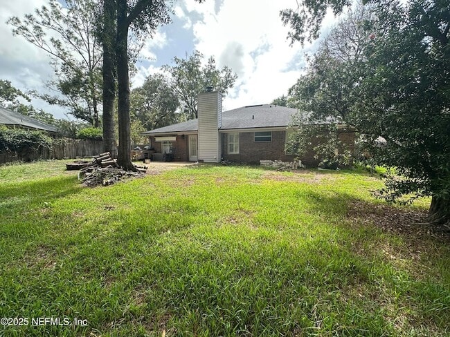 Building Photo - 10373 Birchfield Dr