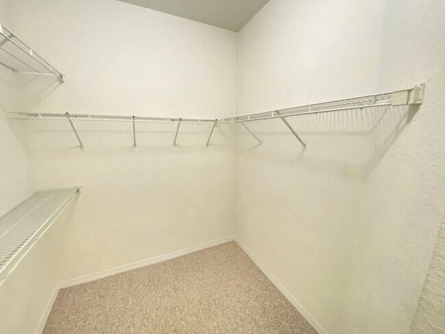 Building Photo - 1325 Lake Shadow Cir