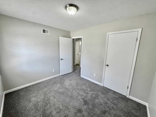 Building Photo - 5378 Beaverton Cove