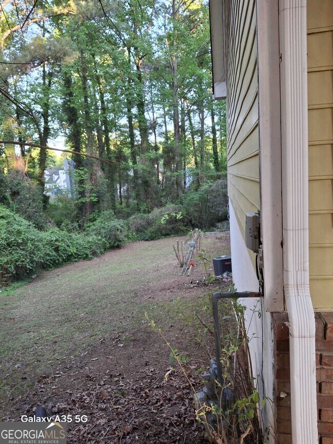 Building Photo - 6003 Wellborn Trce