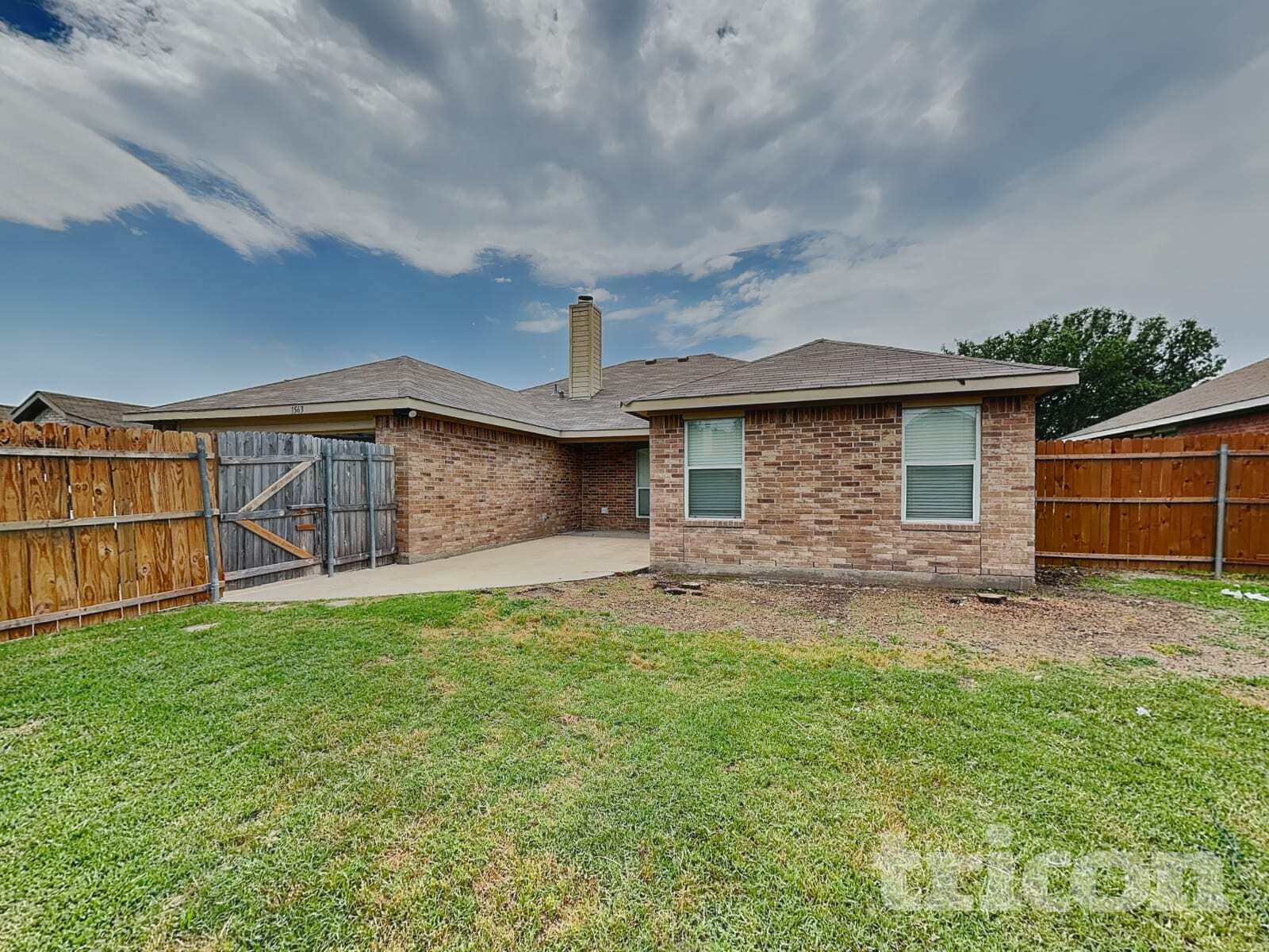 Building Photo - 1563 Nottingham Dr