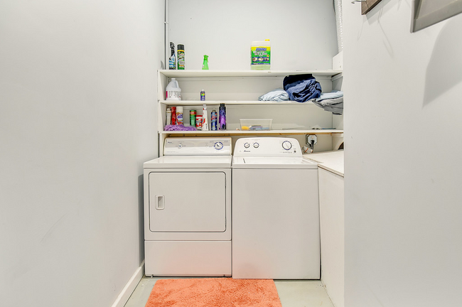 Laundry room - 100 Strickland Dr