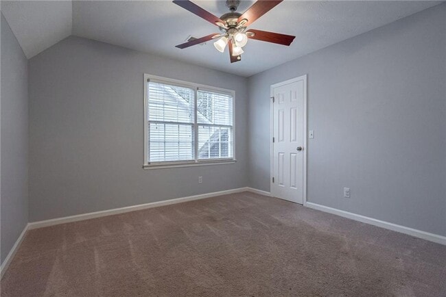 Building Photo - 8895 Club River Dr