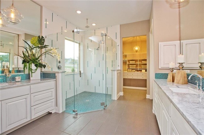 Building Photo - 209 Fair Oaks Dr