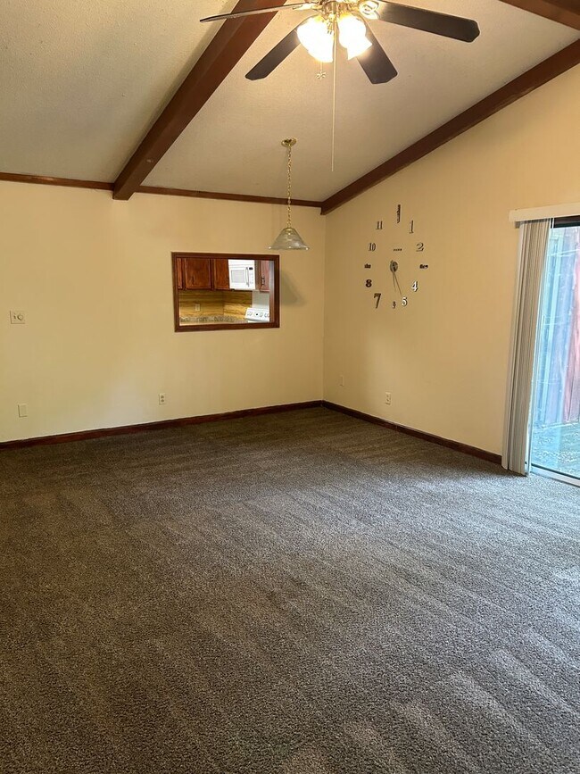 Building Photo - 602 Aspen Pl