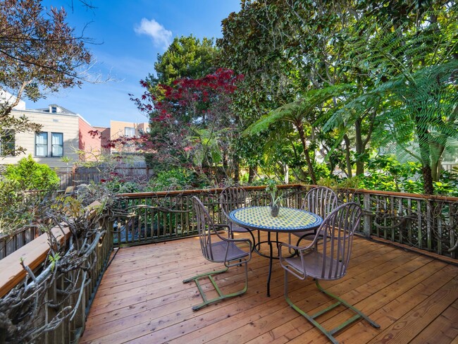 Building Photo - 760 Haight St