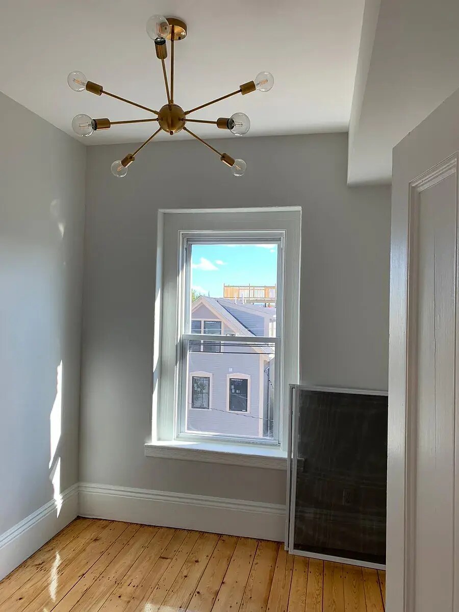 Building Photo - 147 Princeton St