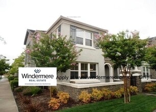 Building Photo - Gorgeous Turn Key Corner Condo In The Heart Of Natomas!