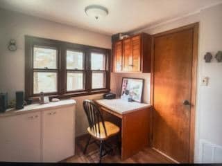 Building Photo - 9 Cherry Hill Ln