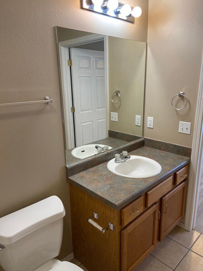 Building Photo - Condominium in Academy Commons