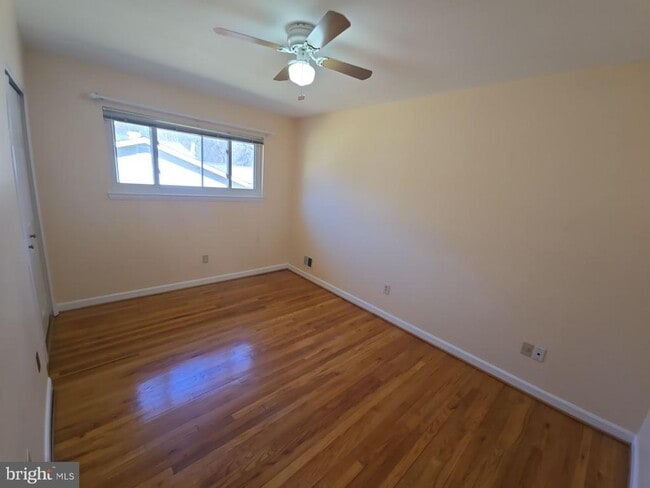 Building Photo - 1615 Ladd St
