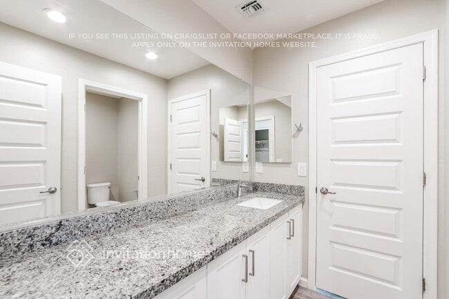 Building Photo - 5039 N 189th Glen