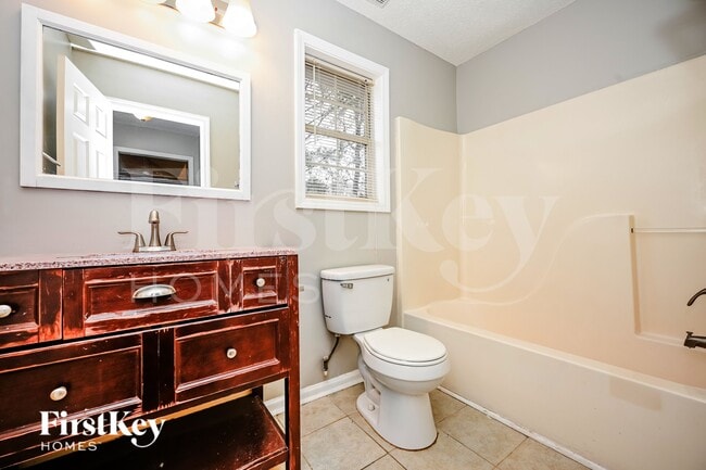 Building Photo - 1919 Chambers Rd