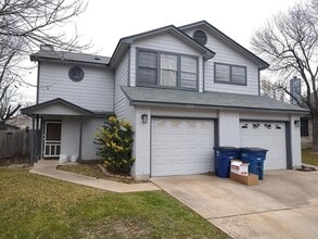 Building Photo - 1210 Gingerlily Cove