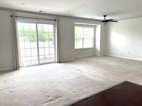 Building Photo - 458 Magnolia Ct
