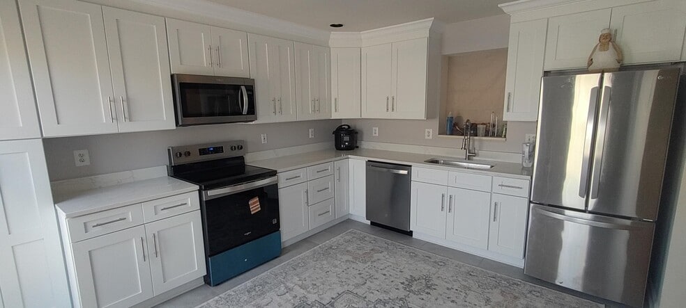 Building Photo - 1703 Blue Flint Ct