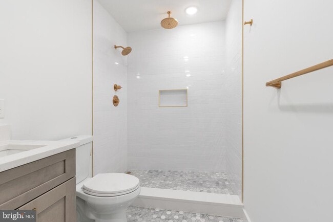 Building Photo - 850 N 19th St