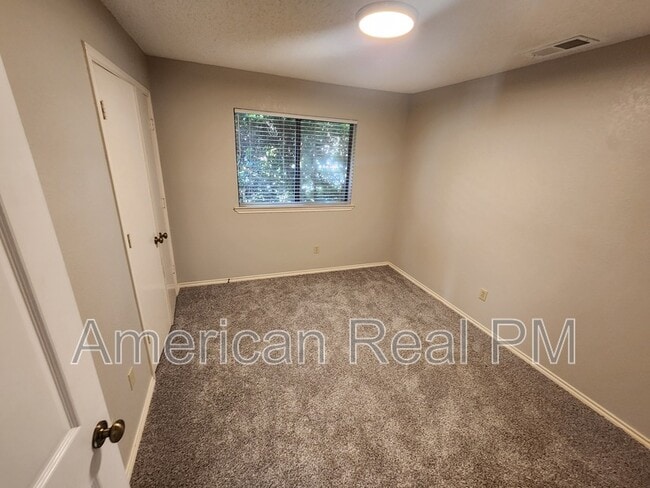 Building Photo - 3718 Galloway Ln