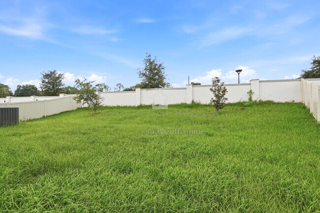 Building Photo - 4386 Davos Dr